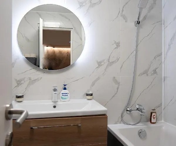 Garsoniera Lux Bd. Decebal * Бухарест