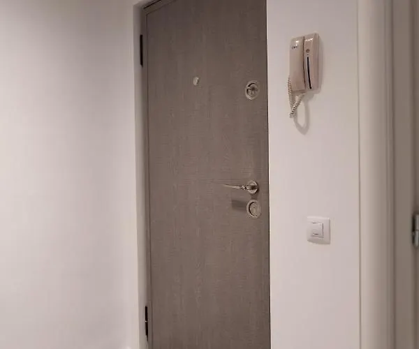 Garsoniera Lux Bd. Decebal Apartament Bucureşti