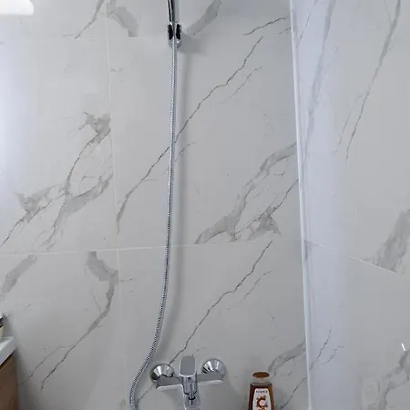 Garsoniera Lux Bd. Decebal Бухарест